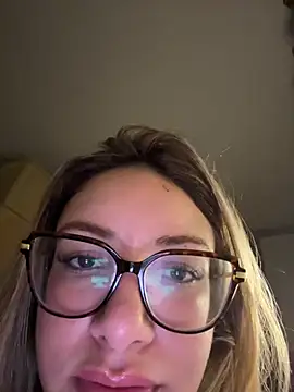 Clarasc stripchat live cam model