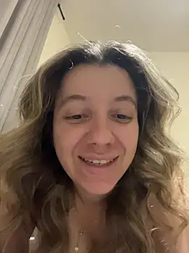 Loirinha_uai stripchat live cam model