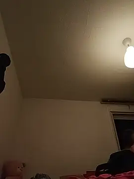 yoahotpetrafiery stripchat live cam model