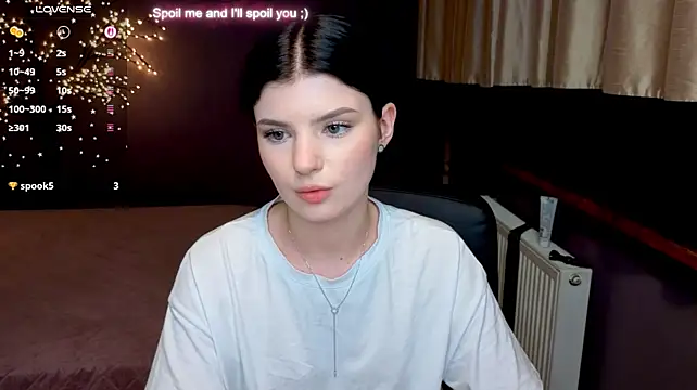 AnnaYount stripchat live cam model