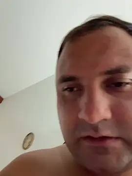 petrus1811 stripchat live cam model
