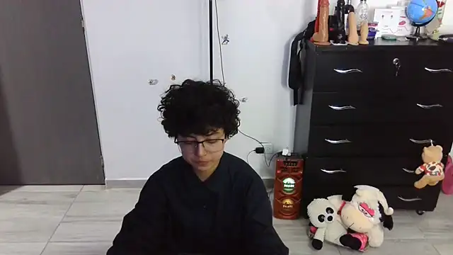 thomascooper7 stripchat live cam model