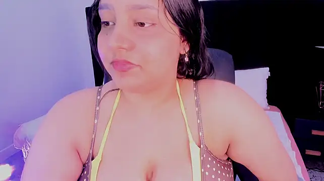 dullce77 stripchat live cam model