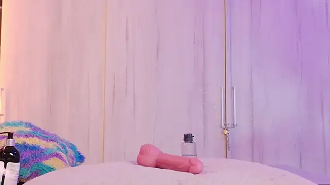 bunny_blush12 stripchat live cam model