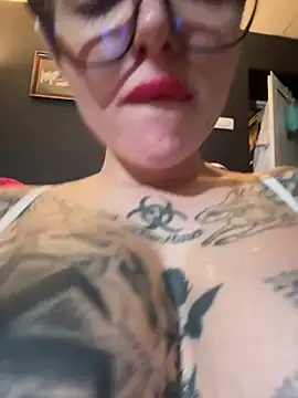 bambival123 stripchat live cam model