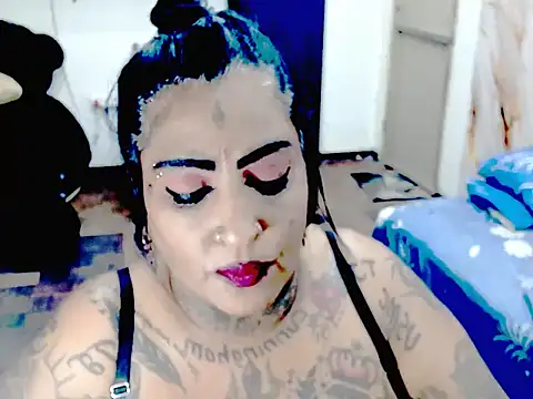 Indiancatz2 stripchat live cam model