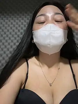 lana-kan stripchat live cam model