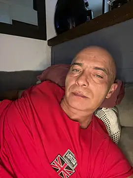 dogfrota stripchat live cam model