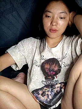 Scrawny-ko stripchat live cam model