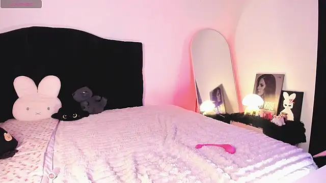ChanHanna stripchat live cam model