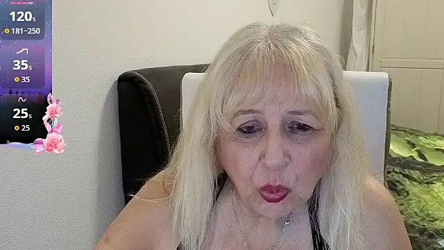 SusiLifeXXX stripchat live cam model