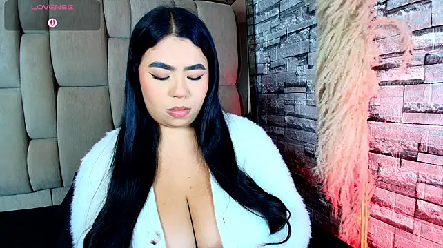 Samy_Grey01 stripchat live cam model