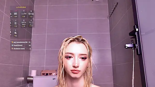 FoxyChpoxi stripchat live cam model
