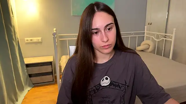 AliceKolltt stripchat live cam model