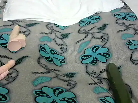 Sexxieshanty stripchat live cam model