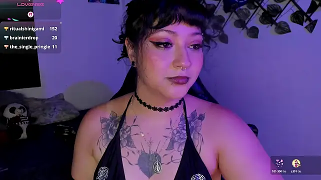 Kora_Red69 stripchat live cam model