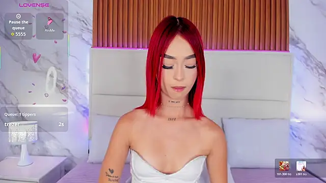 _bella_rossee_ stripchat live cam model