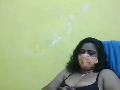 anu-reddyy stripchat live cam model