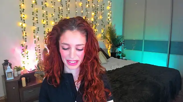ChristinaConteeree stripchat live cam model
