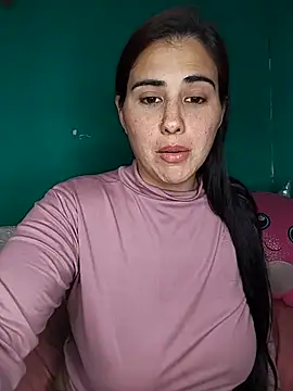 kariciasecreta stripchat live cam model