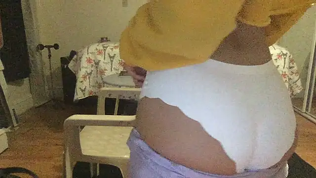 karlatiburcio stripchat live cam model