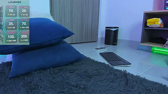 nezonx stripchat live cam model