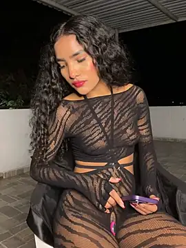 ScarlettRooseX stripchat live cam model