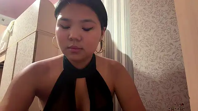 JohannaMickiewicz stripchat live cam model