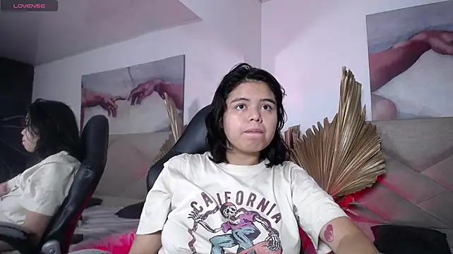 SabinaMerchetti stripchat live cam model