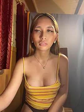 lovely_samina stripchat live cam model