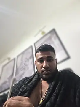 dragracer10 stripchat live cam model