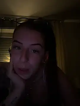 lisapeperoni stripchat live cam model