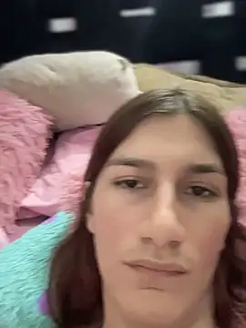 Pride_couple stripchat live cam model