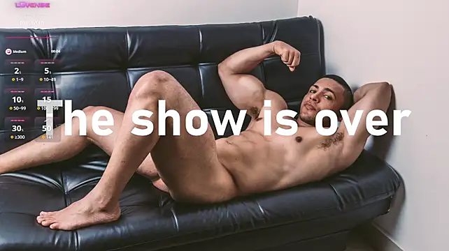 LoganMartinX stripchat live cam model