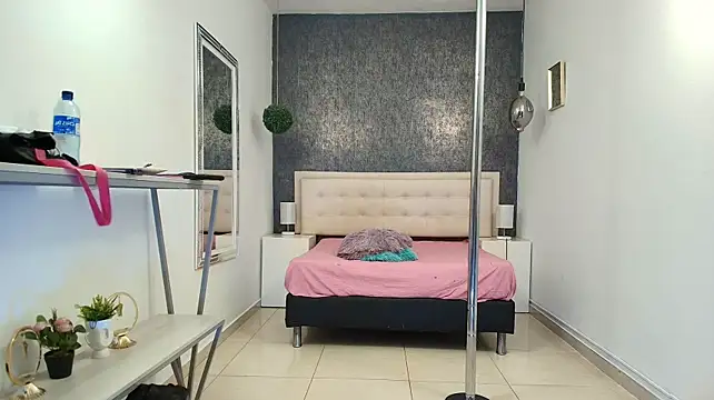 Celestial_Queen_ stripchat live cam model