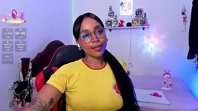 Annaa_Brooks stripchat live cam model