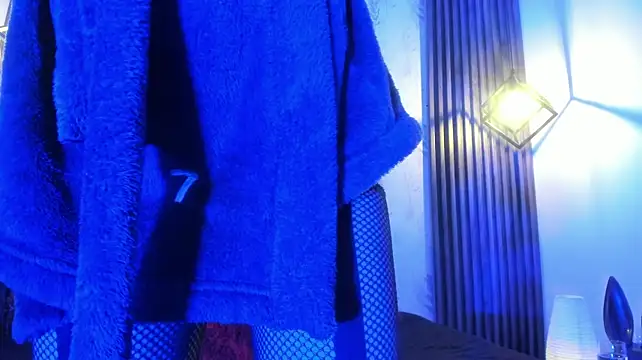 NahomyCarther stripchat live cam model