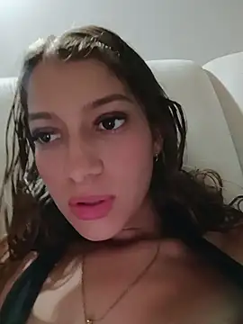 Vanneskk stripchat live cam model