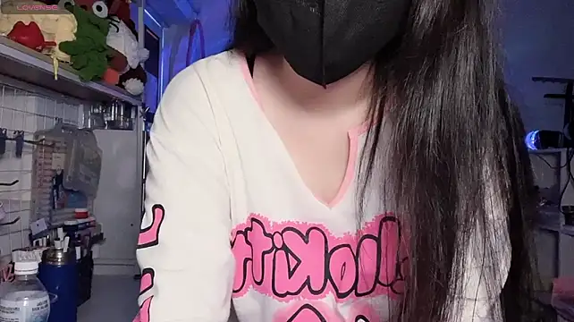 Tieu-May stripchat live cam model