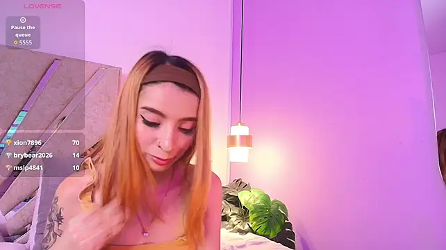 Justmia69 stripchat live cam model