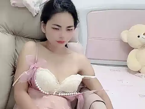 QXF-888 stripchat live cam model