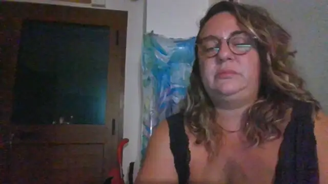 MissEva10 stripchat live cam model