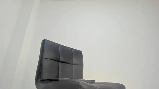 Anthonellabroowm stripchat live cam model