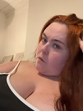 Lusty_lucie stripchat live cam model