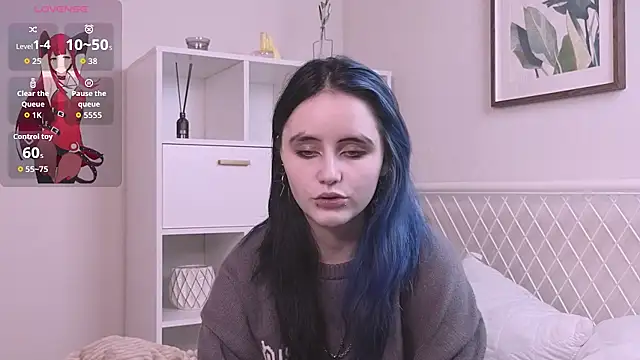 IlonaLovers stripchat live cam model