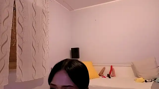 TinyMika stripchat live cam model