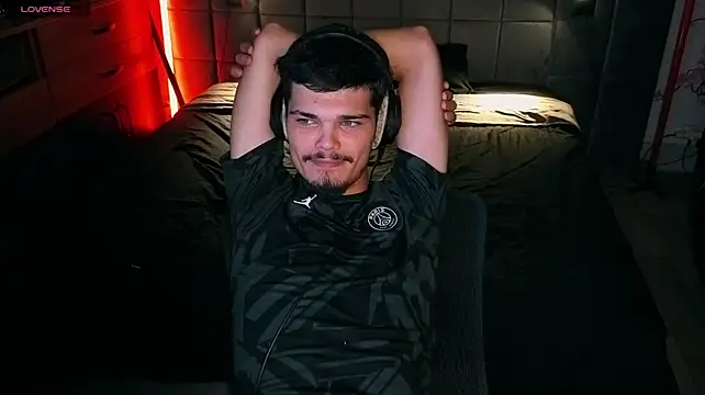 JordanShow stripchat live cam model