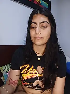 Miakhalifa__ stripchat live cam model