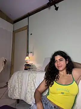 deusaludovica stripchat live cam model