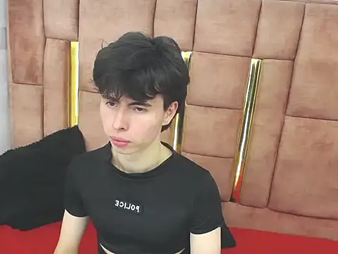 MICHAEL_HONEY stripchat live cam model